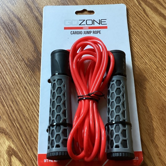 Red Cardio Jump Rope - Picture 4 of 4